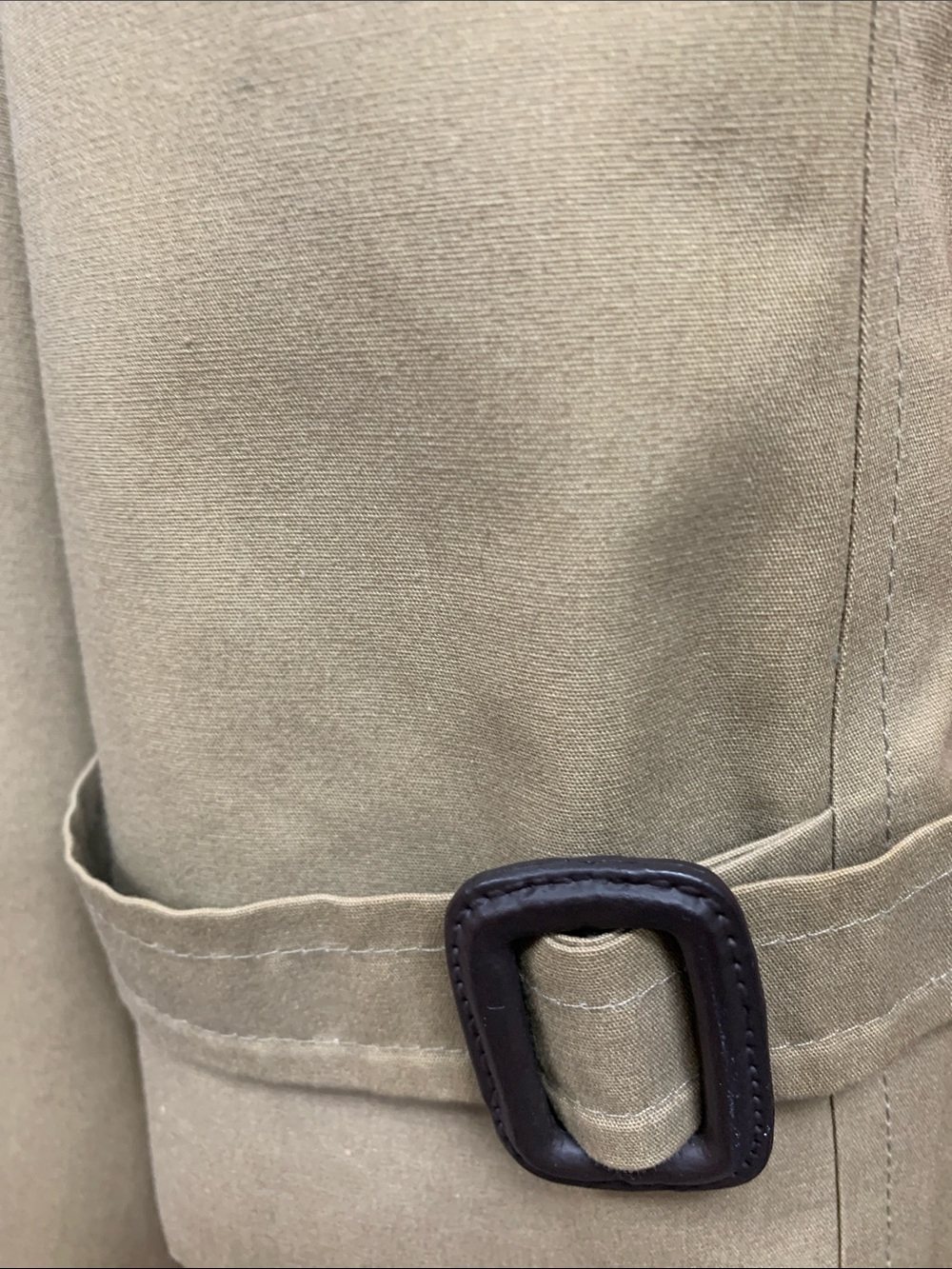 London Fog Tan Trench Coat with Epaulettes - Picture 9 of 9